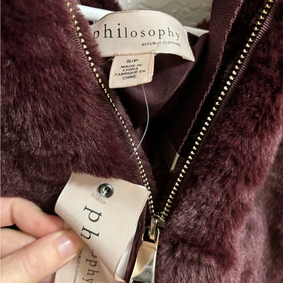 SOLD SOLD SOLDPlush Burgundy Faux Fur Jacket Philosophy - Picture 2 of 4